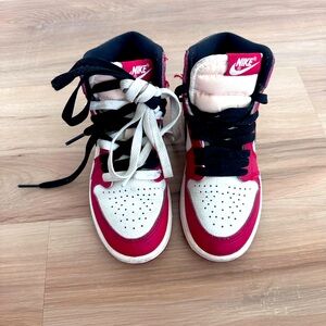 Nike Air Jordan 1 Retro High OG Chicago Lost and Found (PS)  Size 12.C
